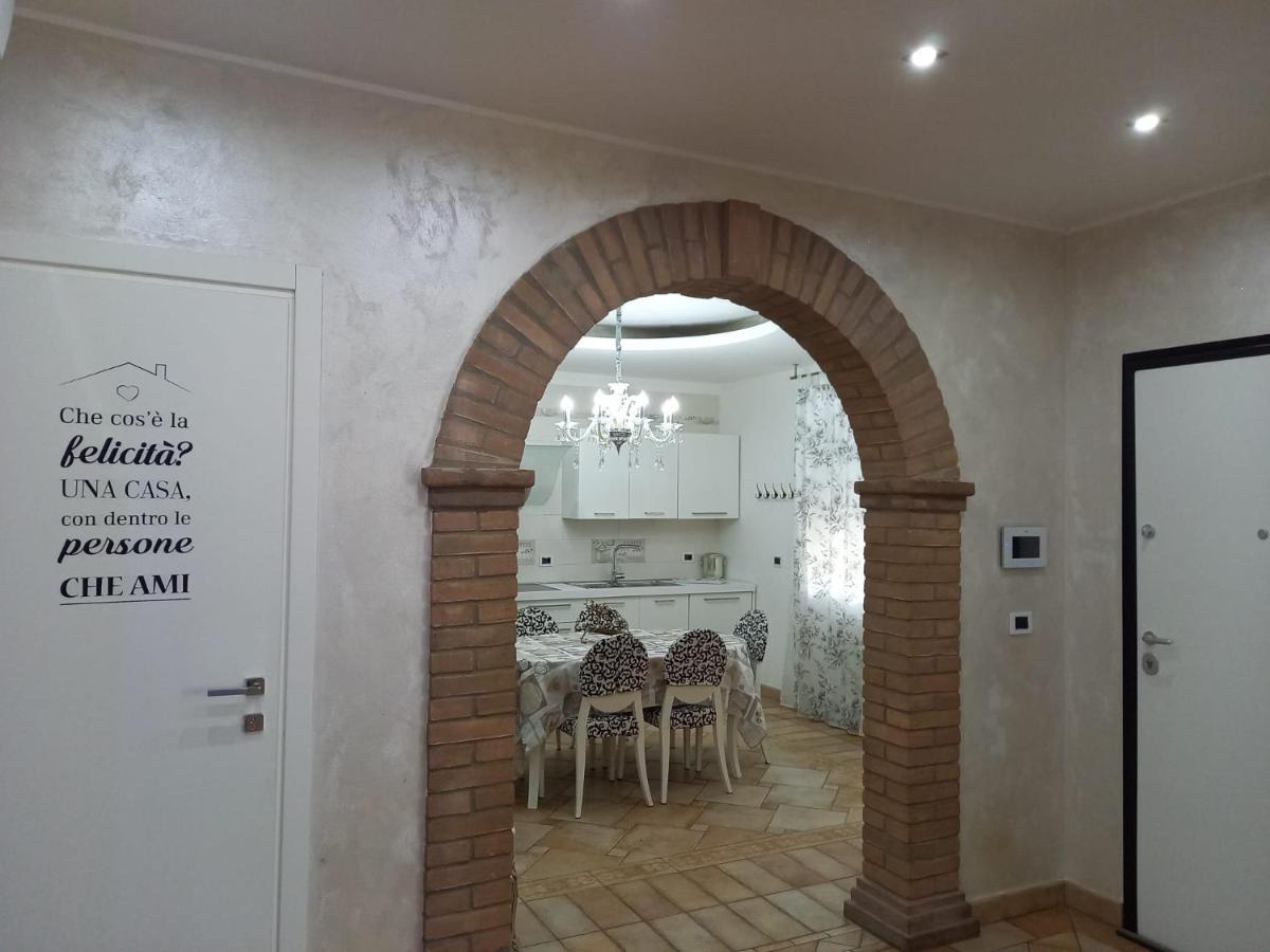 La Famiglia Appartamento Ca Bianca Bagian luar foto
